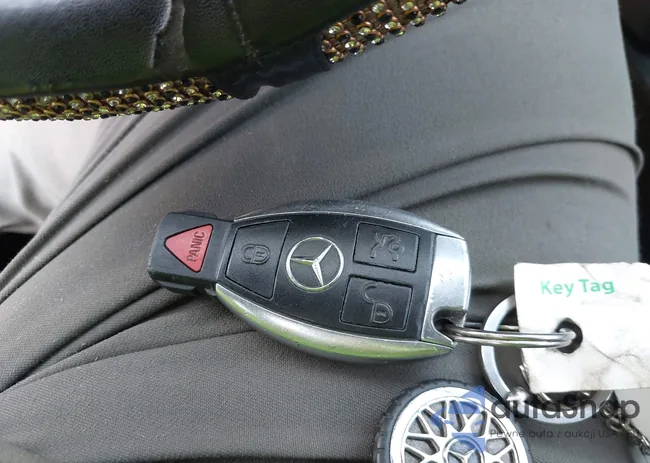 WDDGF8BB7BR163551: 40205492