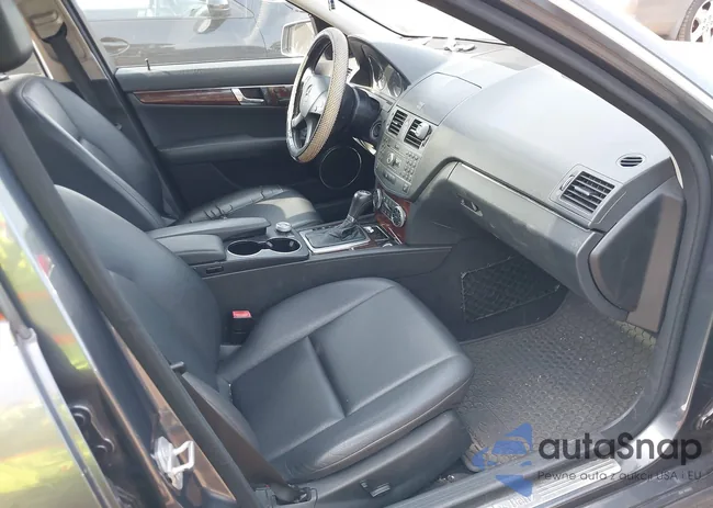 WDDGF8BB7BR163551: 40205492