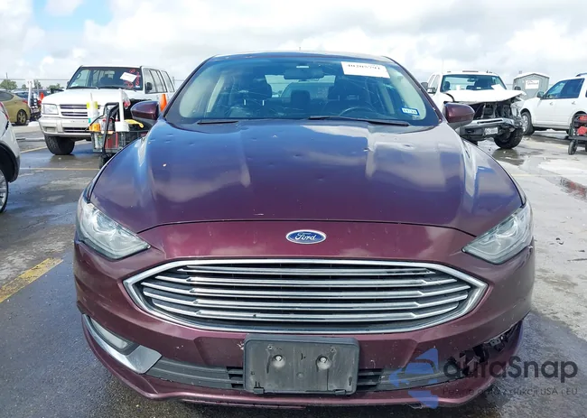 3FA6P0HD2JR256693: 40205791