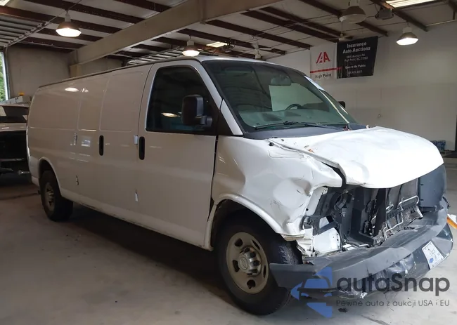 1GCWGGCG8F1114760: 40206834