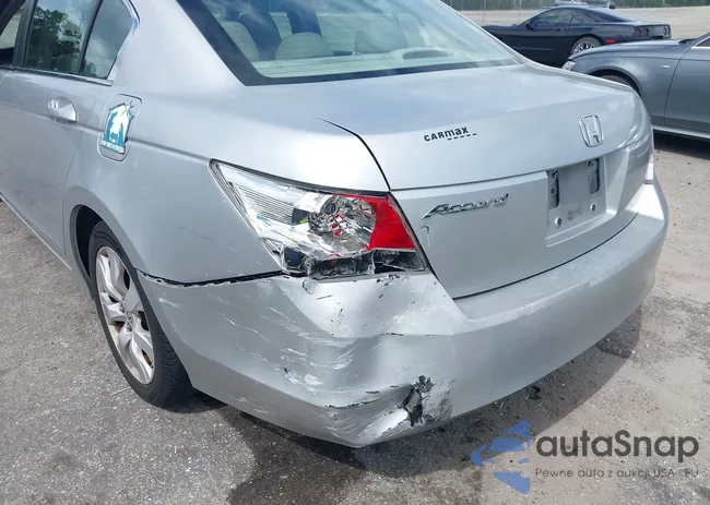 1HGCP26889A050834: 40207651