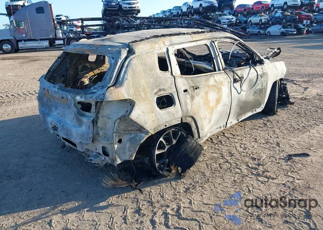 3C4NJDBN0RT107973: 40209602