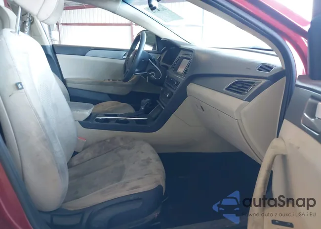 5NPE24AF8GH269693: 40209194