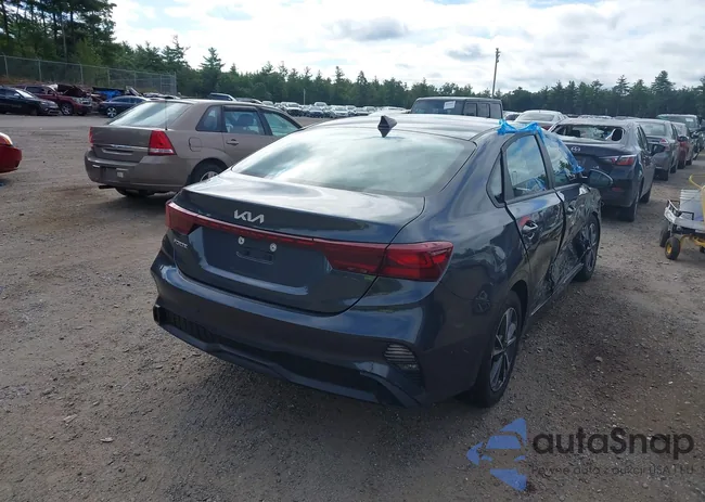 3KPF24ADXPE571185: 40210526