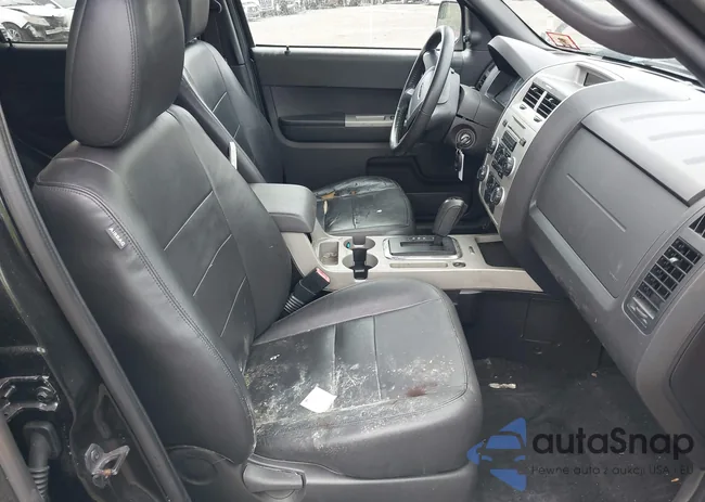 1FMCU9D77BKA18768: 40209947