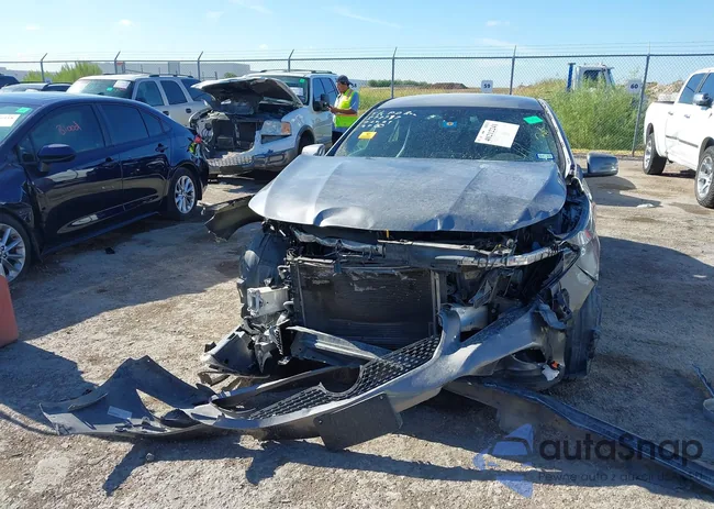 WDDSJ4EB6FN190699: 40212241