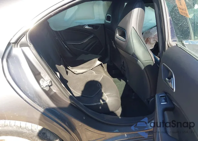 WDDSJ4EB6FN190699: 40212241