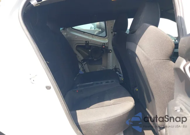 KMHT36AH0KU001684: 40212273