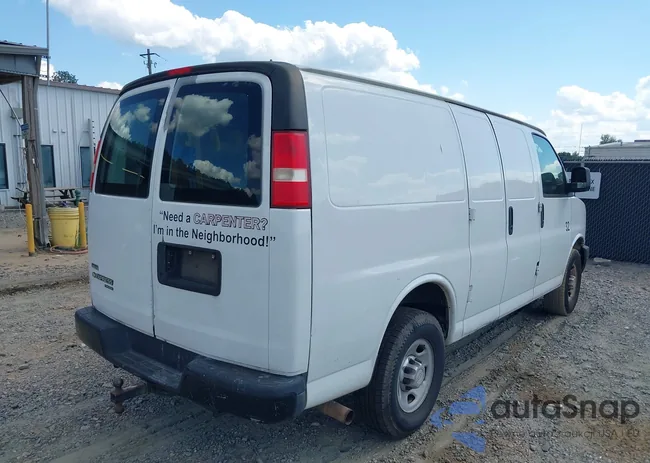 1GCWGFFA5C1102711: 40213699