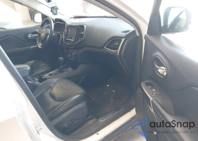 1C4PJLDB6KD327197: 40212937