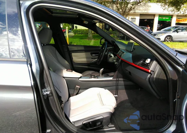 WBA3A9C5XCF271023: 40215859