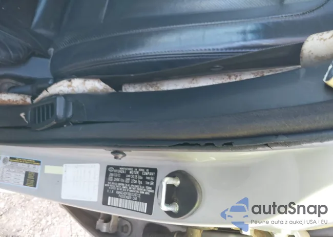 KMHGC4DF0BU139712: 40215264