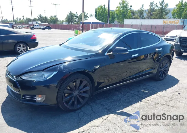 5YJSA1DG8DFP03663: 40217866