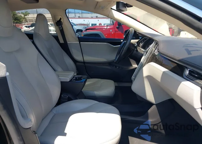 5YJSA1DG8DFP03663: 40217866