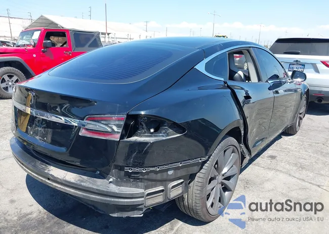 5YJSA1DG8DFP03663: 40217866