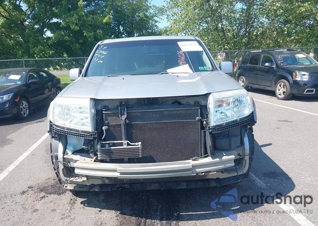 5FNYF4H53DB069202: 40217892