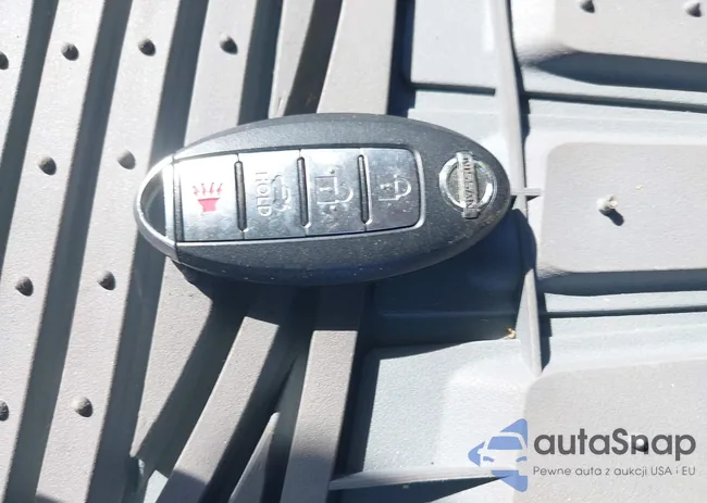 3N1AB6AP6CL671762: 40217973