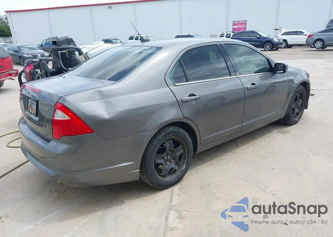 3FAHP0HA1BR217450: 40219385