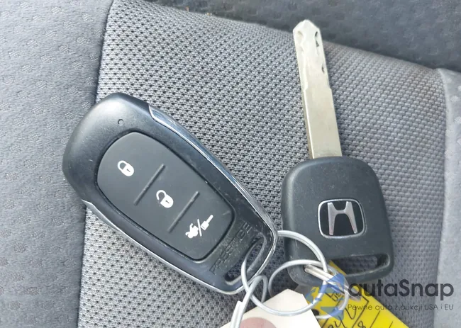 3CZRE38358G706942: 40219096