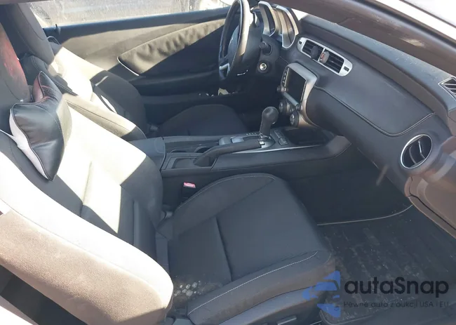 2G1FD1E31F9251446: 40219990