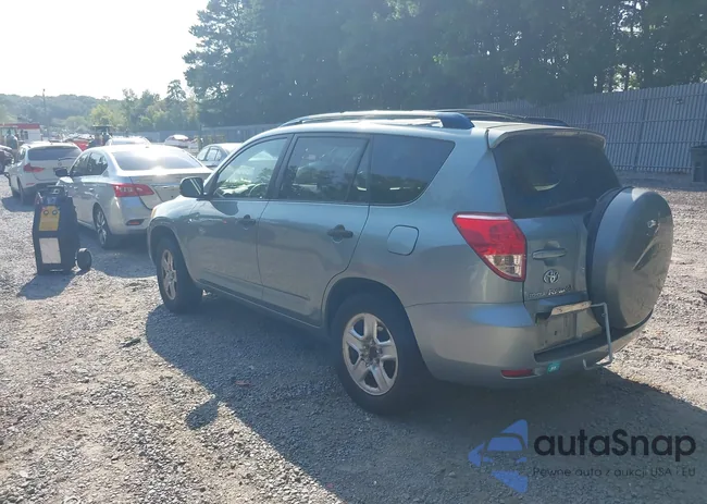 JTMBD33V686073498: 40221337