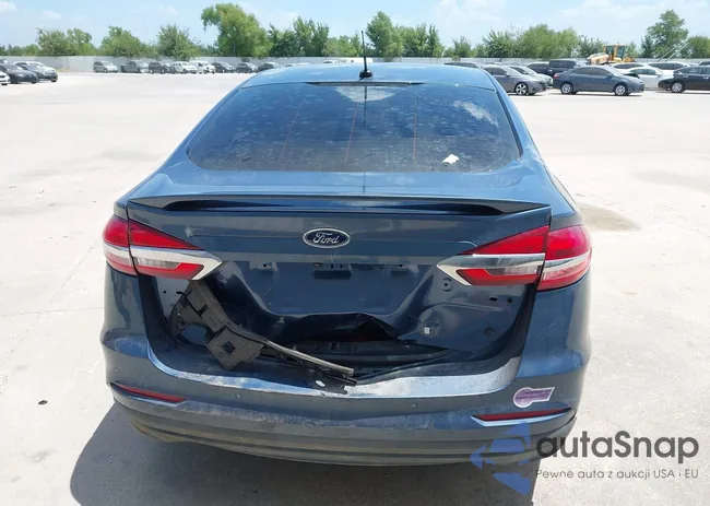 3FA6P0SU0KR258582: 40222849