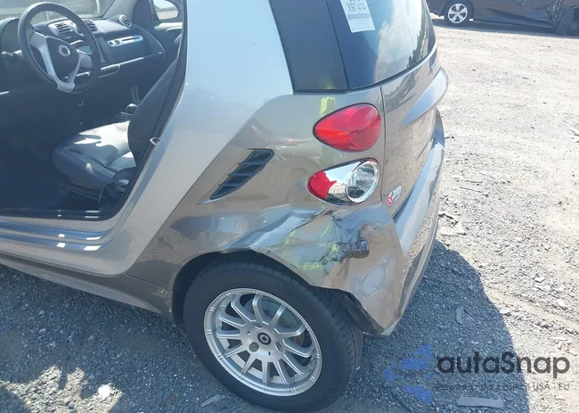 WMEEJ3BA7DK654709: 40223129