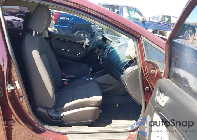 3KPFL4A79HE051715: 40224061