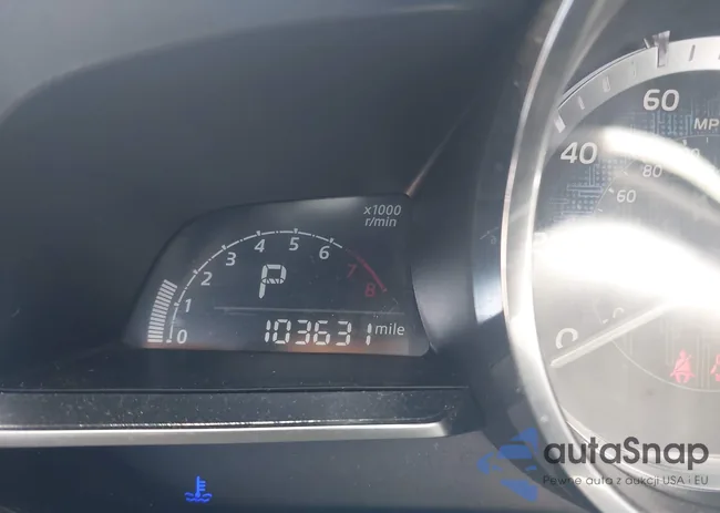 3MYDLBZV9GY102241: 40225763