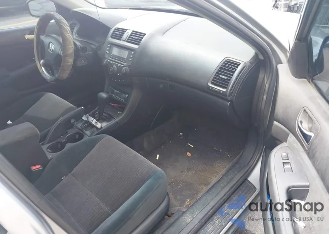 1HGCM56323A025644: 40224890