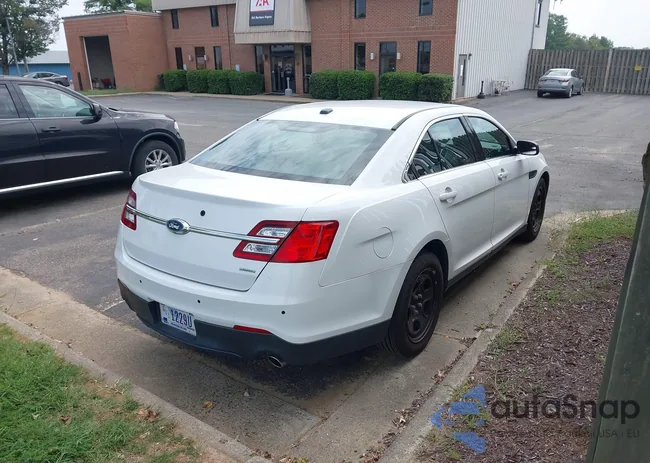 1FAHP2L90HG143690: 40228455