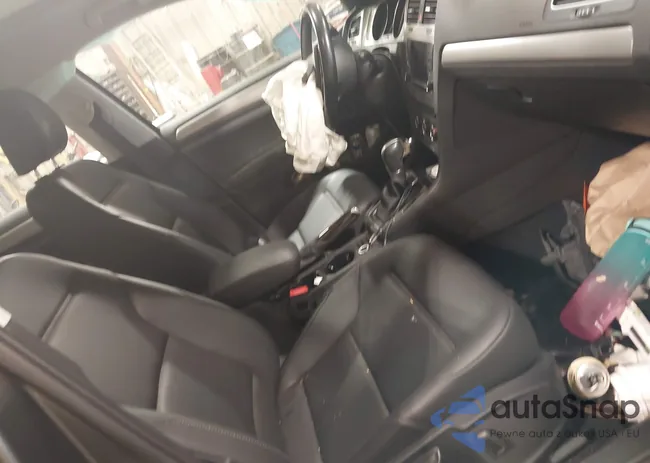 3VW217AU9HM036338: 40228731