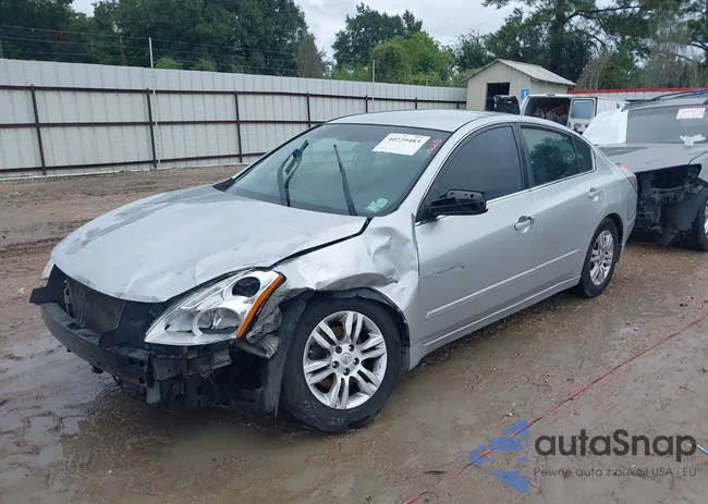 1N4AL2AP9CN511609: 40229483