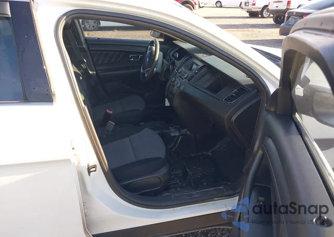 1FAHP2MK8FG105008: 40230611