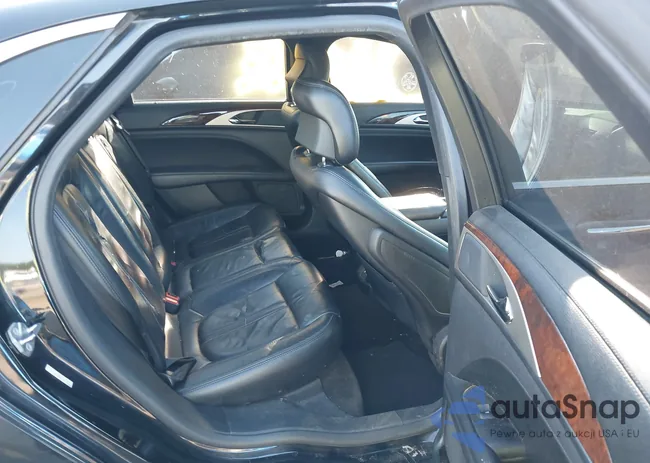 3LN6L5LU5JR608557: 40231788