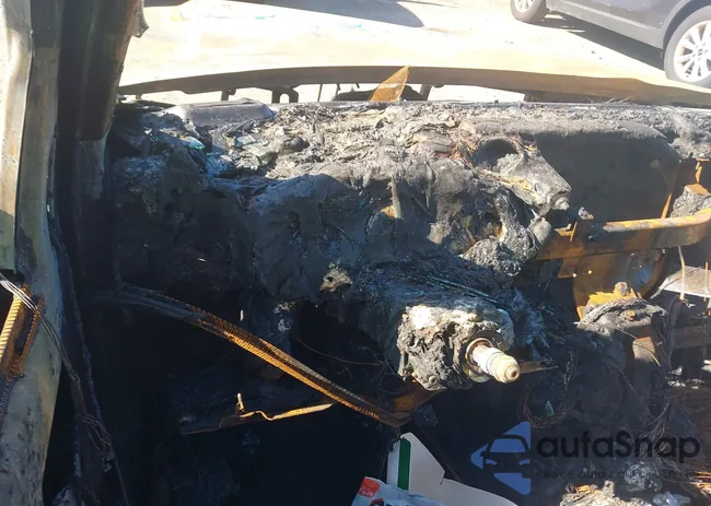 1GKDT13S152217049: 40230896