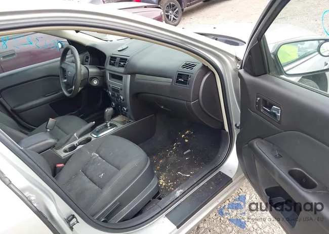 3FAHP0HA2AR413850: 40232380