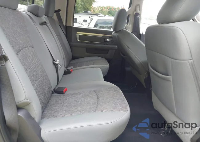 3C6RR7LT5GG188796: 40232006