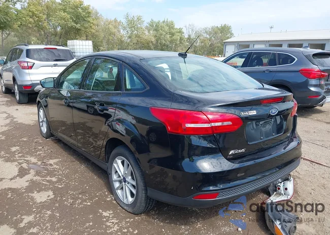 1FADP3F21HL340703: 40233804