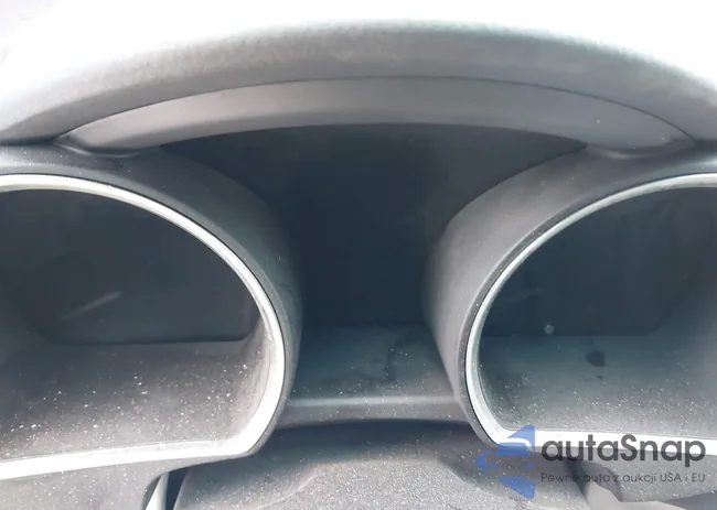 5TDBK3EH8BS064368: 40232979