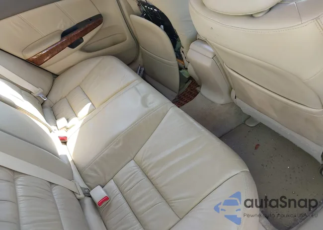 1HGCP26818A021271: 40233057