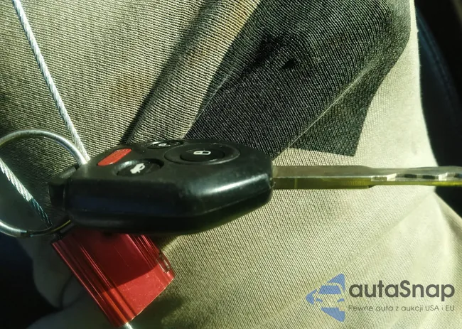 4S4BRBKC2B3439778: 40233142