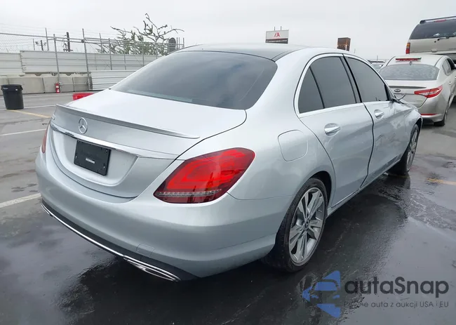 WDDWF8DB7LR526991: 40234026