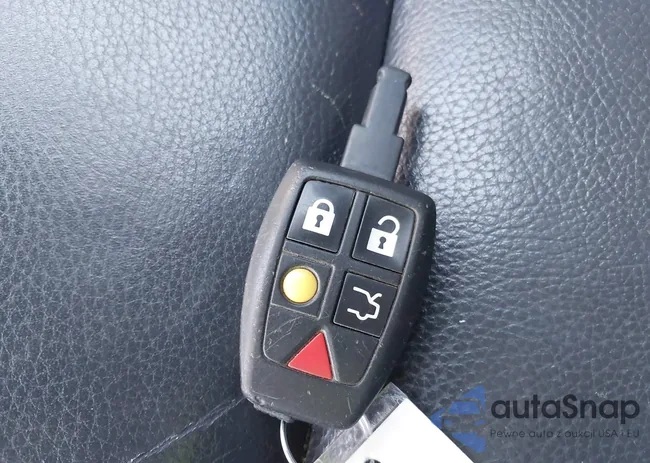 YV1MS382742017448: 40235486