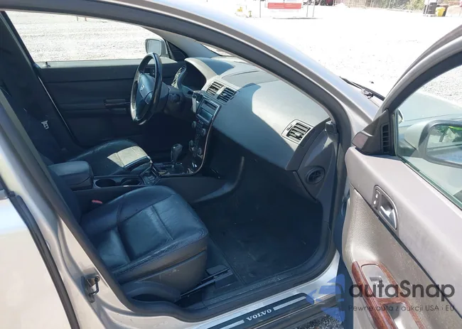 YV1MS382742017448: 40235486