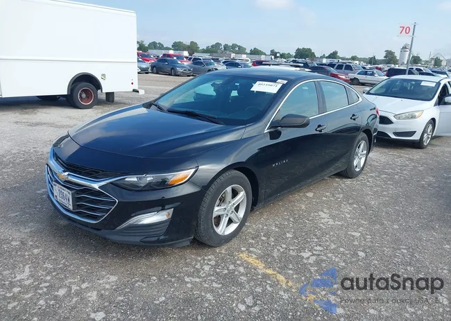 1G1ZC5ST7LF000302: 40235071