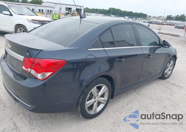 1G1PE5SB0E7258568: 40236885