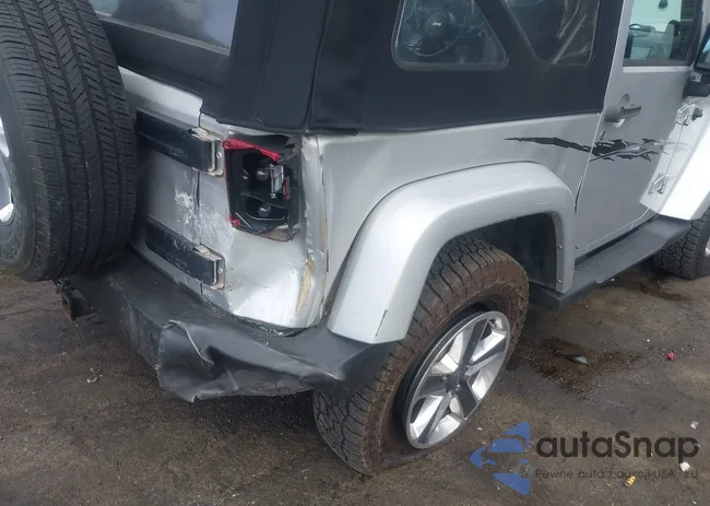 1J4FA54137L177006: 40240417