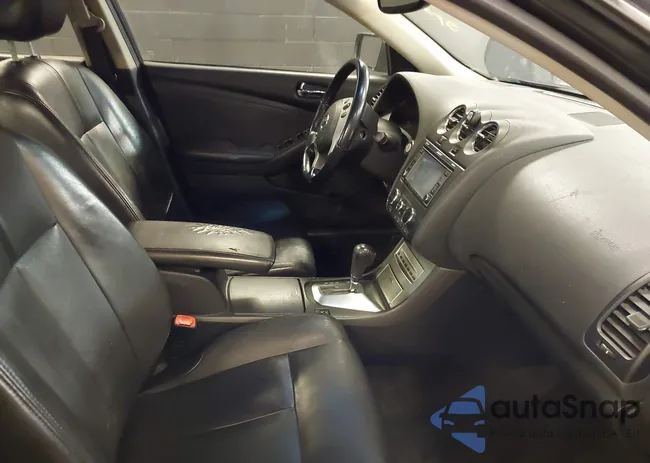 1N4AL21E79C154840: 40243662