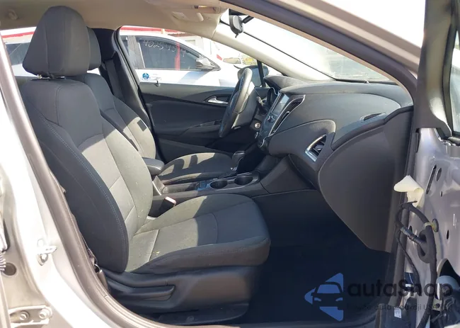 1G1BE5SM4J7104449: 40244625